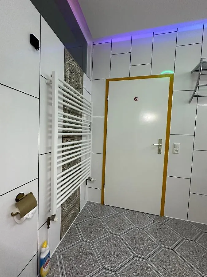Modern Apartments Neuburg U - Top - 2 Zimmer, Komfort, Zentrum, Wi-Fi, Smart Tv, Stellplatz, Kueche Neuburg an Der Donau