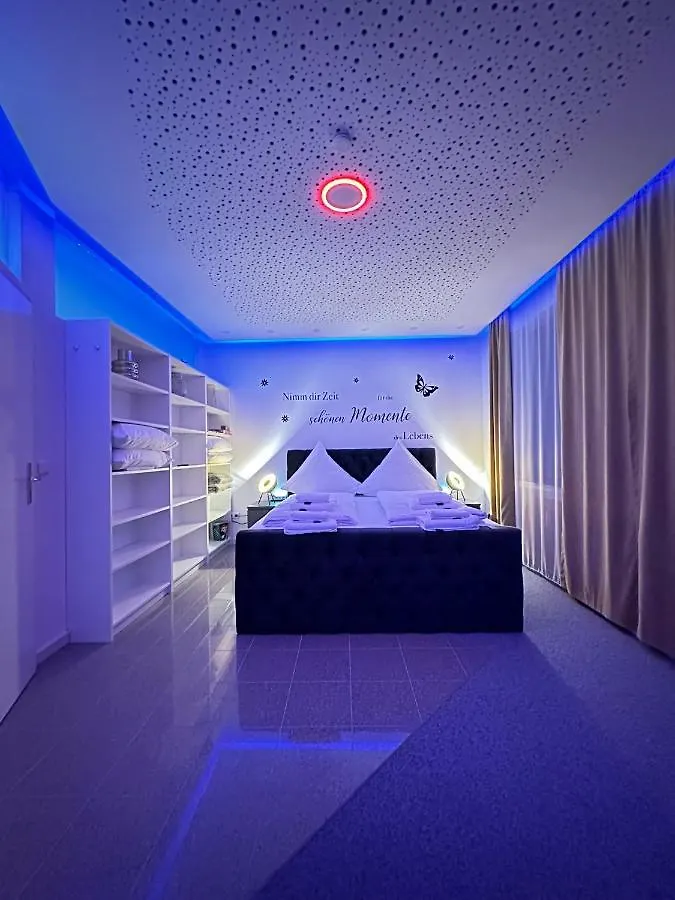 Modern Apartments Neuburg U - Top - 2 Zimmer, Komfort, Zentrum, Wi-Fi, Smart Tv, Stellplatz, Kueche Neuburg an Der Donau