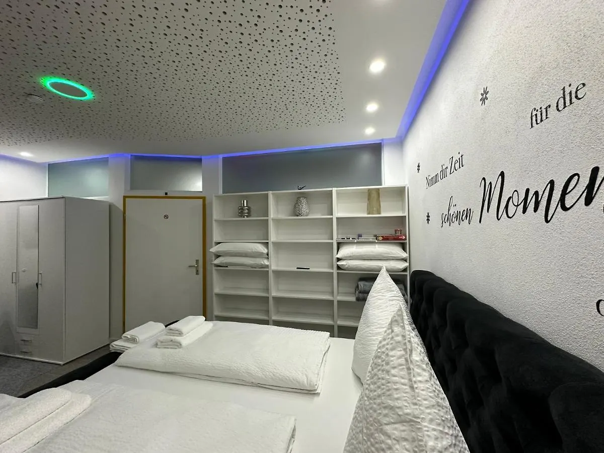 Modern Apartments Neuburg U - Top - 2 Zimmer, Komfort, Zentrum, Wi-Fi, Smart Tv, Stellplatz, Kueche Neuburg an Der Donau Germany