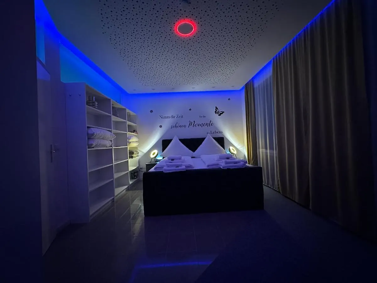 Modern Apartments Neuburg U - Top - 2 Zimmer, Komfort, Zentrum, Wi-Fi, Smart Tv, Stellplatz, Kueche Neuburg an Der Donau Germany